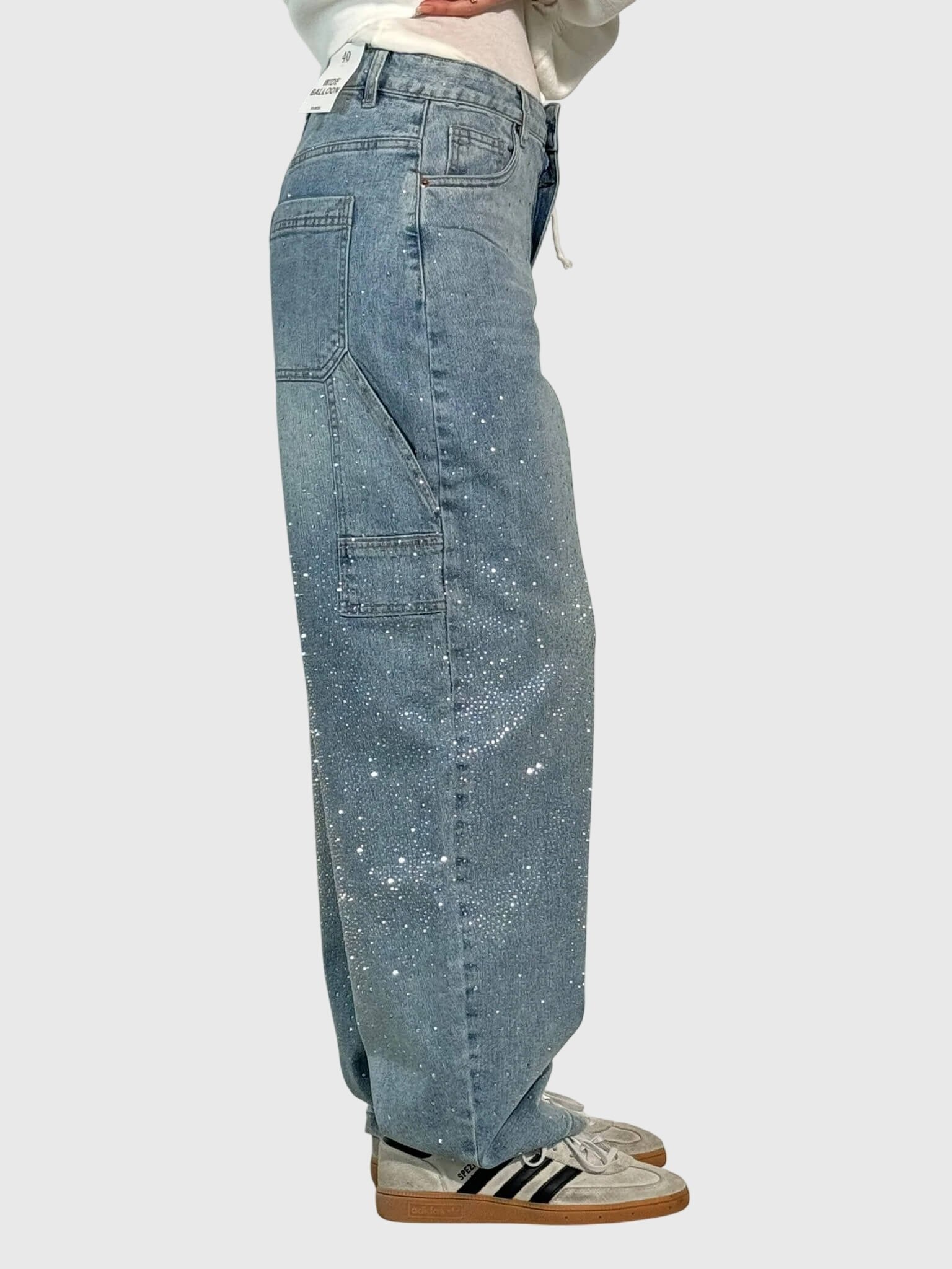 Women's Wide-Leg Cargo Jeans