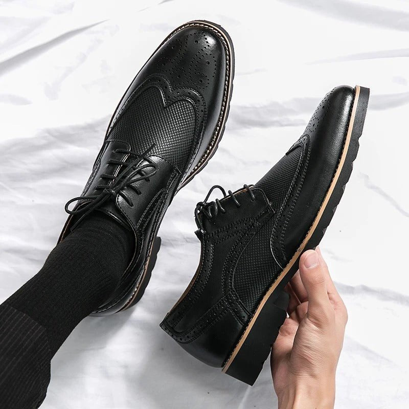 Men's Leather Wingtip Brogue Oxfords - Black