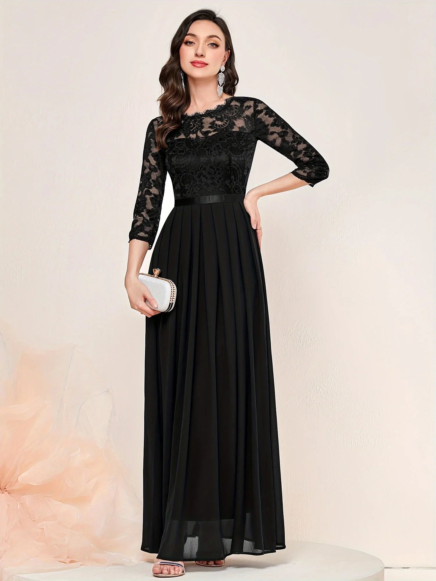 Women's Floral Lace Maxi Dress - Black