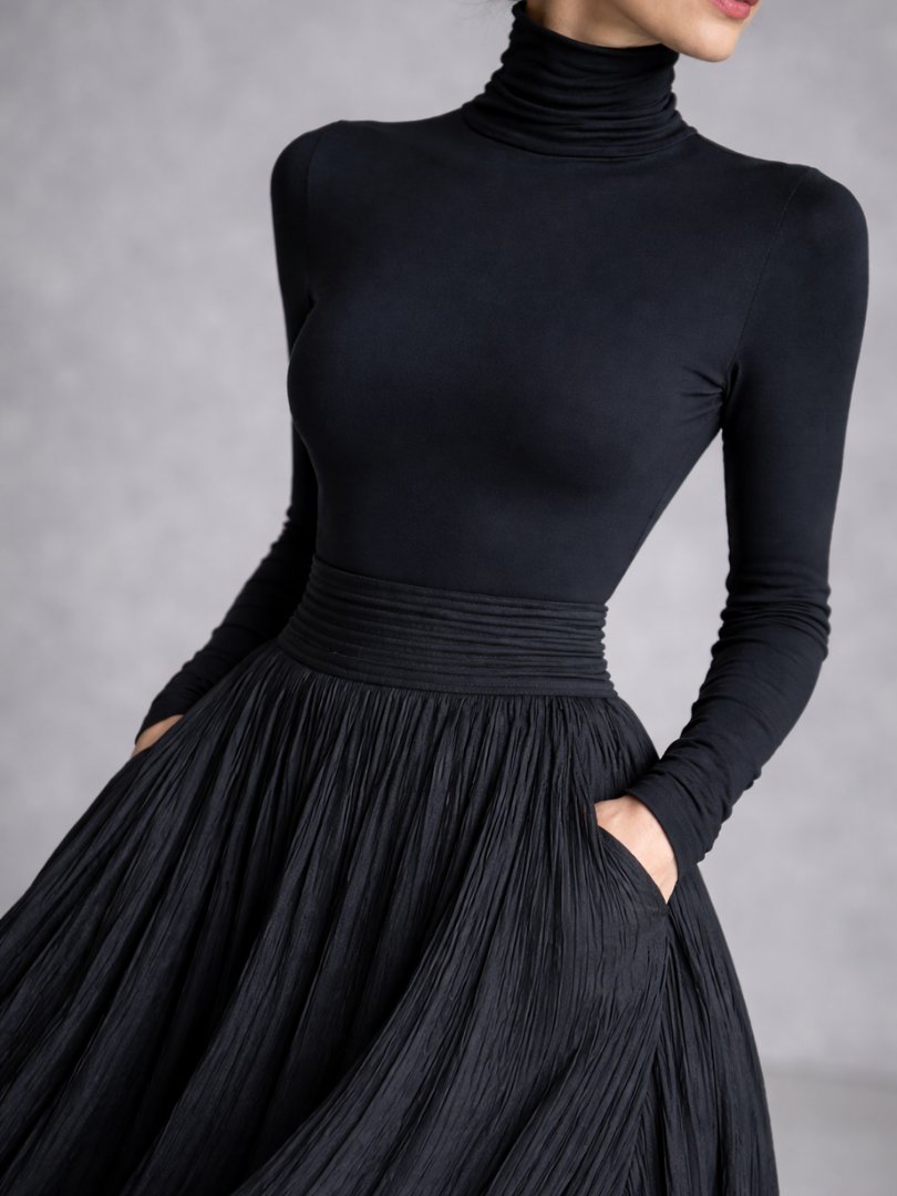 Women's Pleated Satin Maxi Skirt