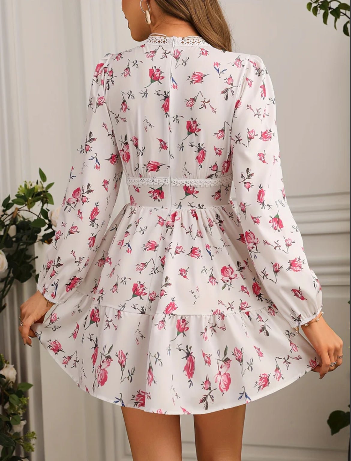 Women's Floral V-Neck Mini Dress