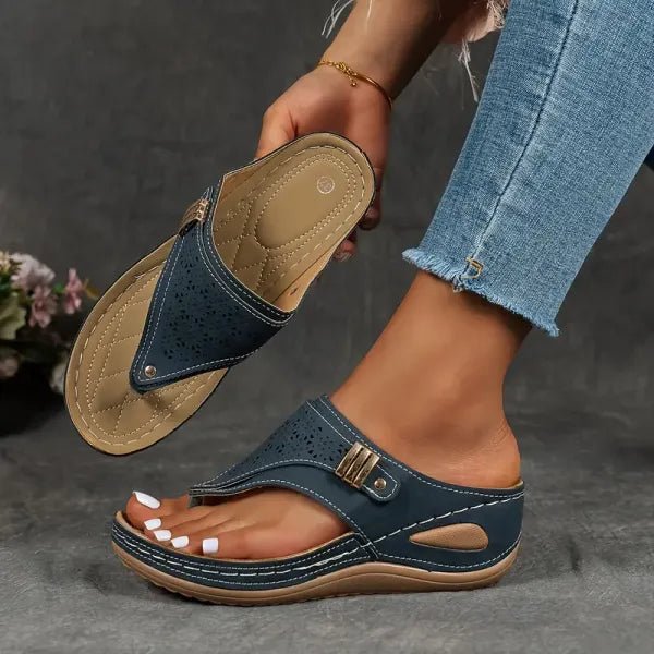 Women's Floral Wedge Sandals - Blue