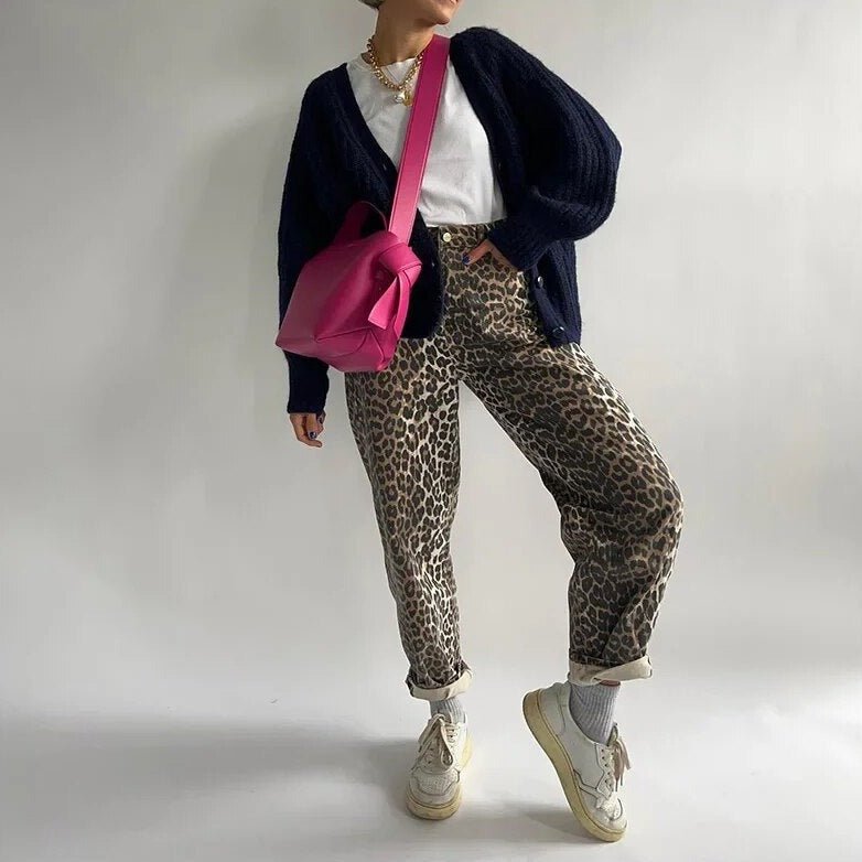 Women's Leopard Print Mom Jeans - Leopard