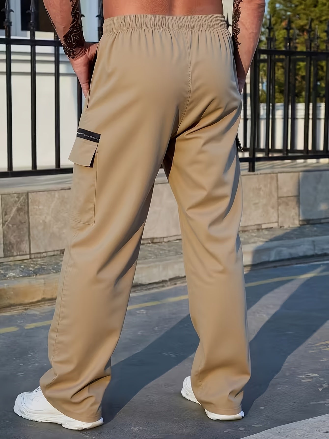 Men's Straight-Fit Cargo Pants