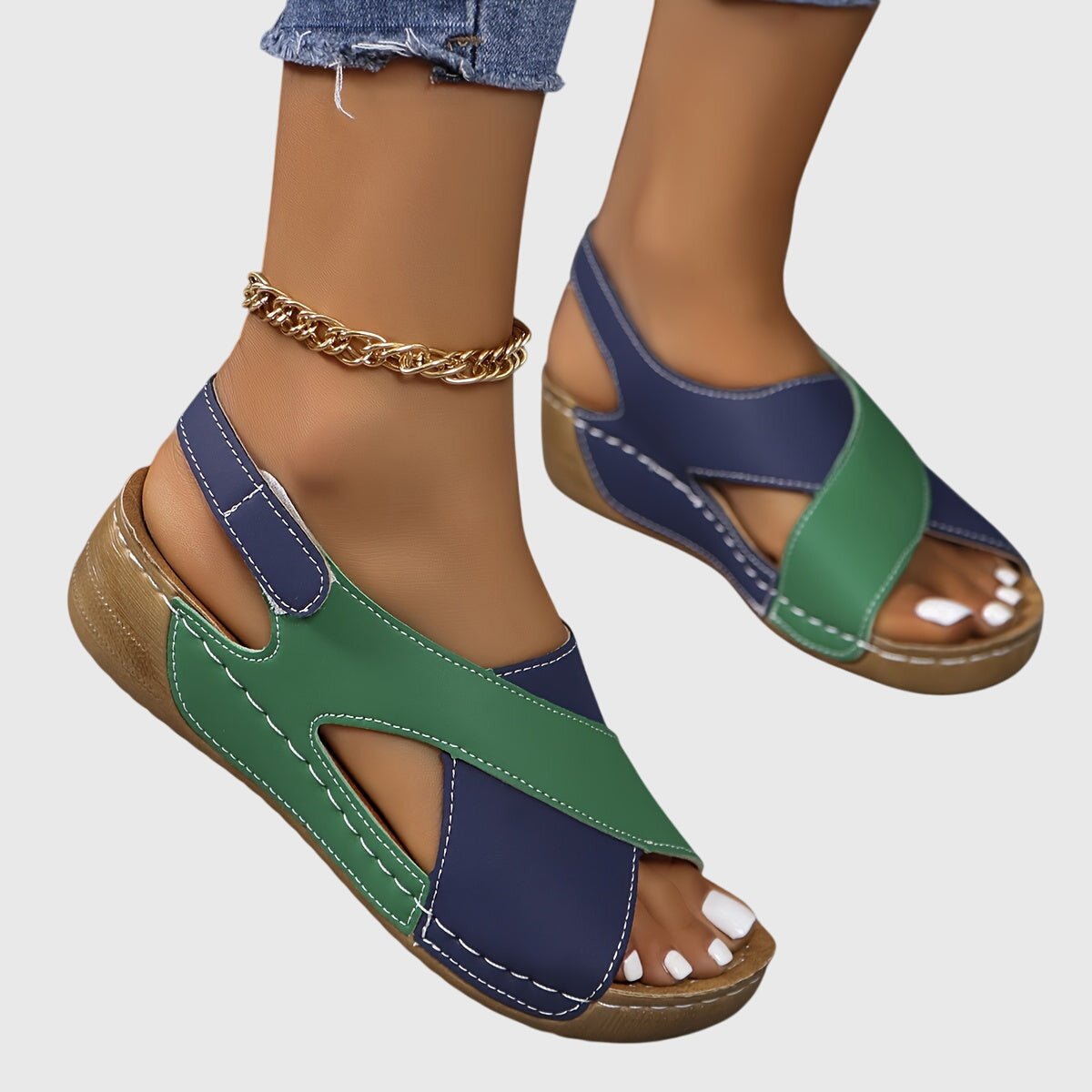 Women's Faux Leather Wedge Sandals - Green
