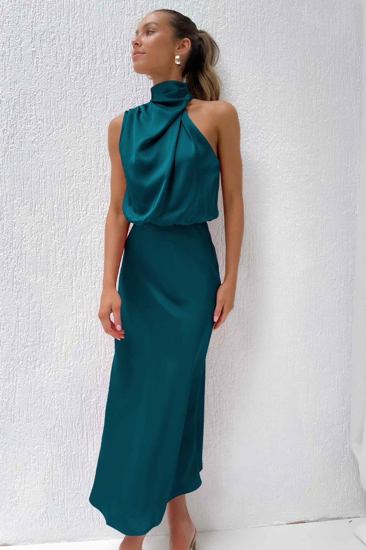 Nicole™ | Elegant and Sensual Long Dress