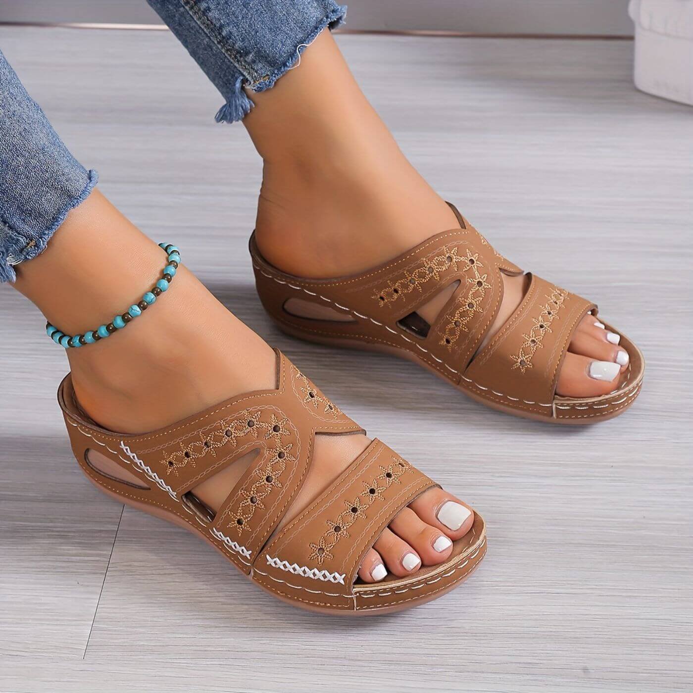 Women's Floral Wedge Sandals
