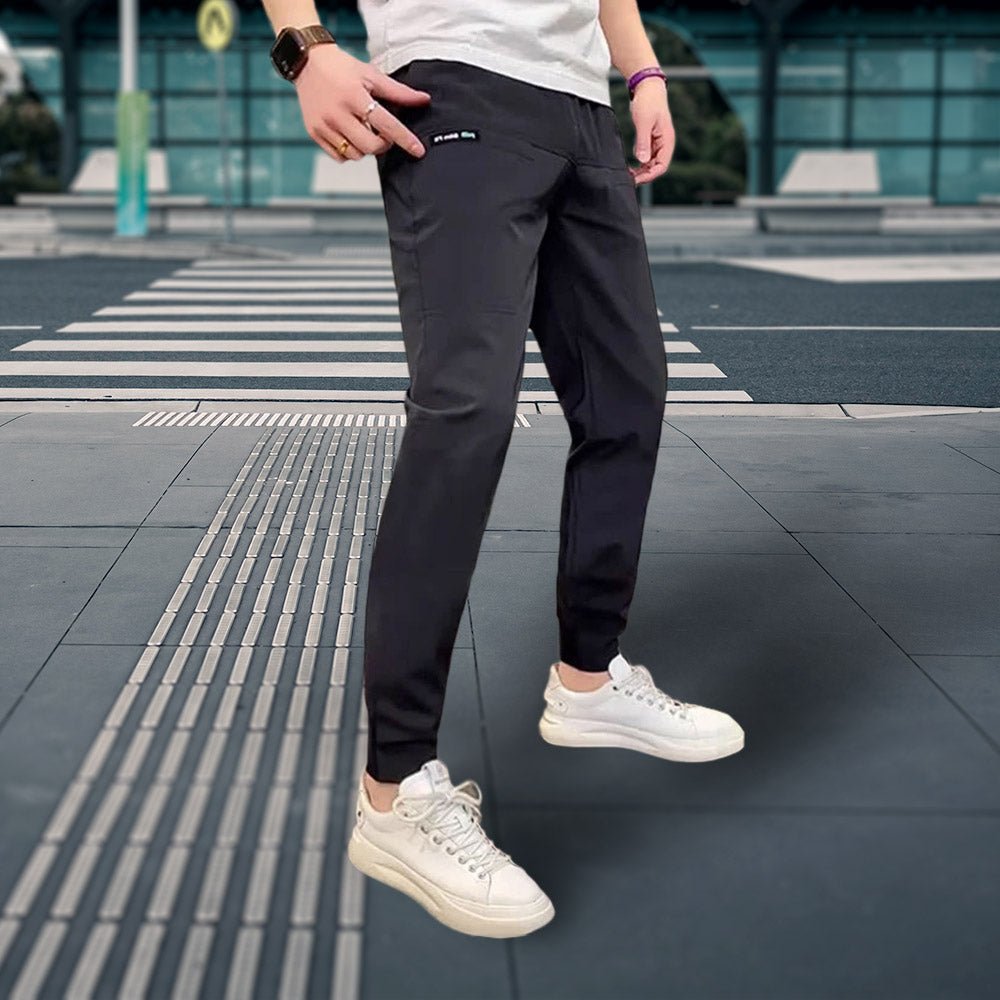 Men's Slim Cargo Joggers - Black
