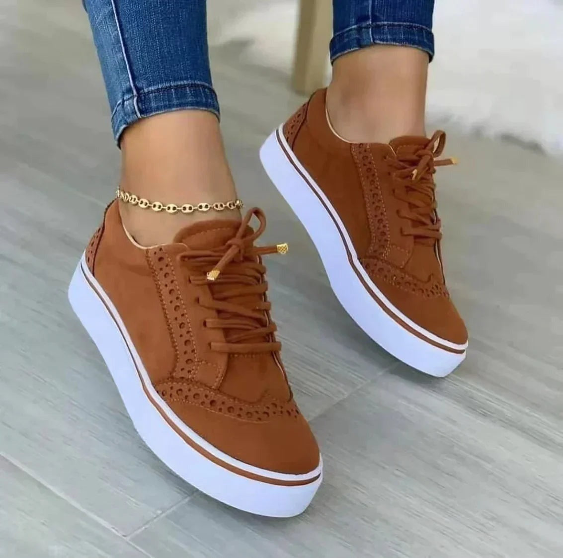 Platform Casual Sneakers - Brown
