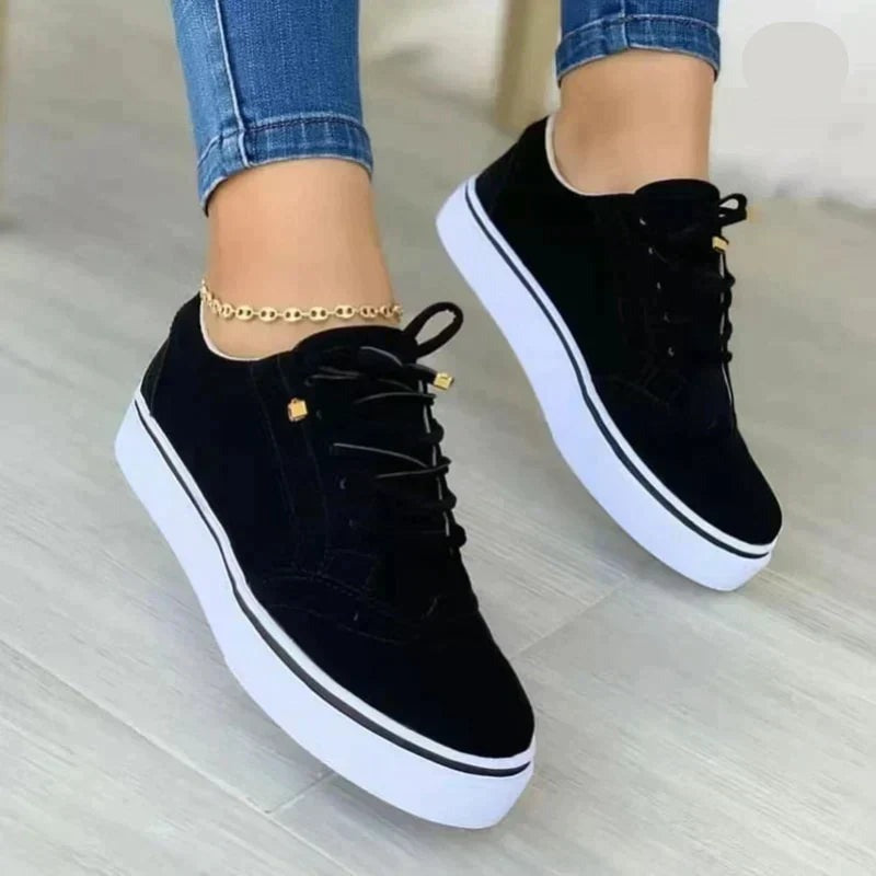 Platform Casual Sneakers - Black