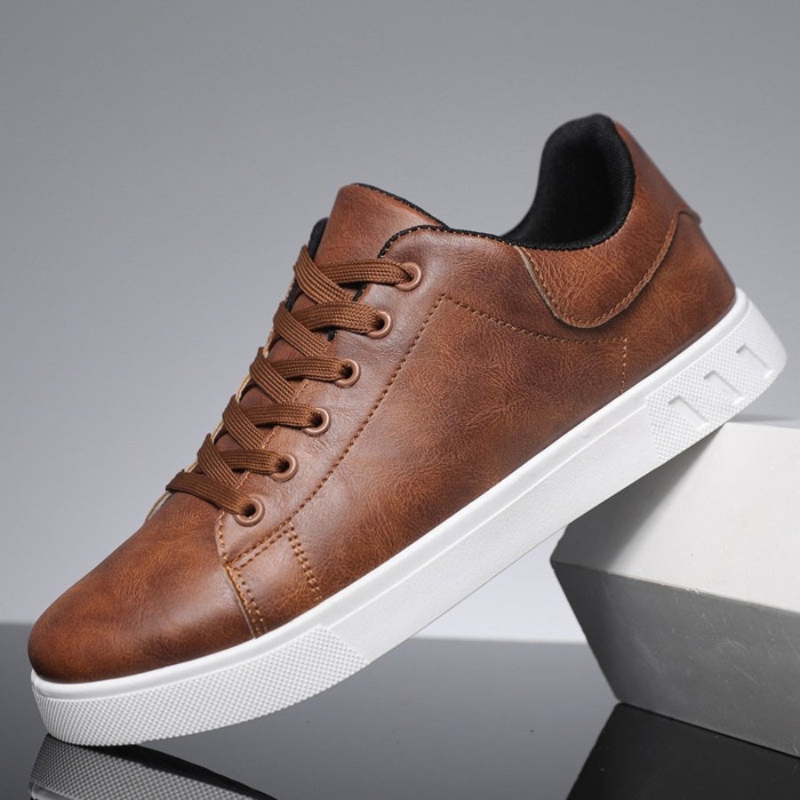Men's Low-Top Sneakers - Brown