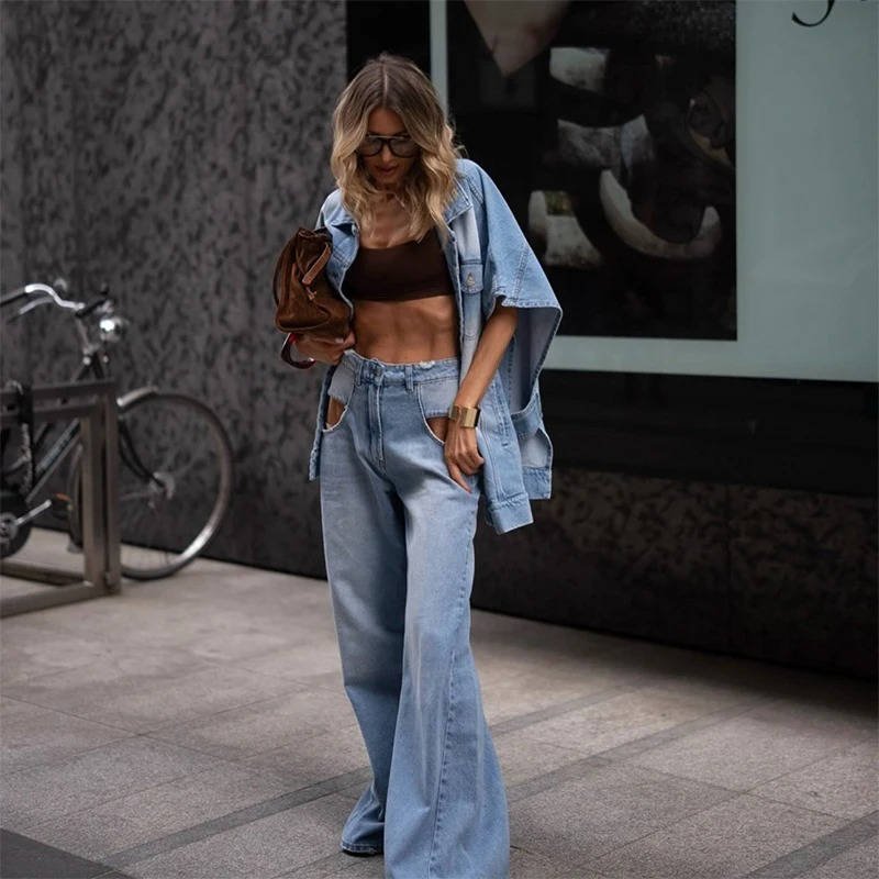Women's High-Waisted Wide-Leg Jeans - S