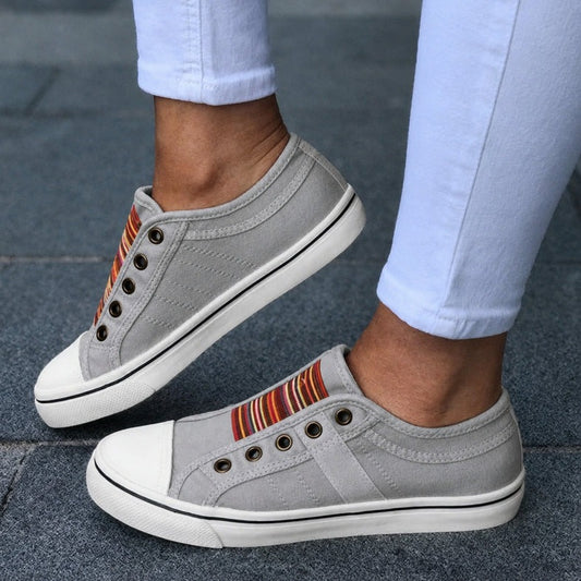 Low Top Canvas Sneakers - Grey