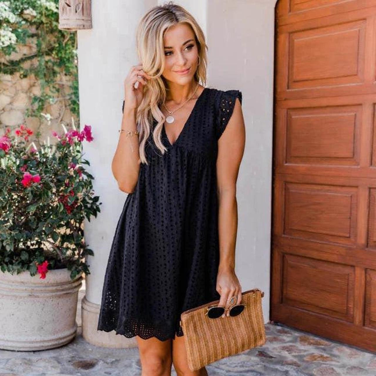 Women's Mini V-Neck Dress - Black