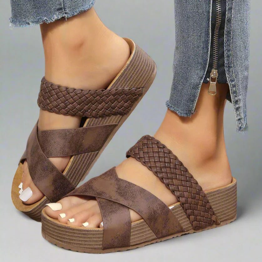 Women's Platform Slide Sandals - Brown
