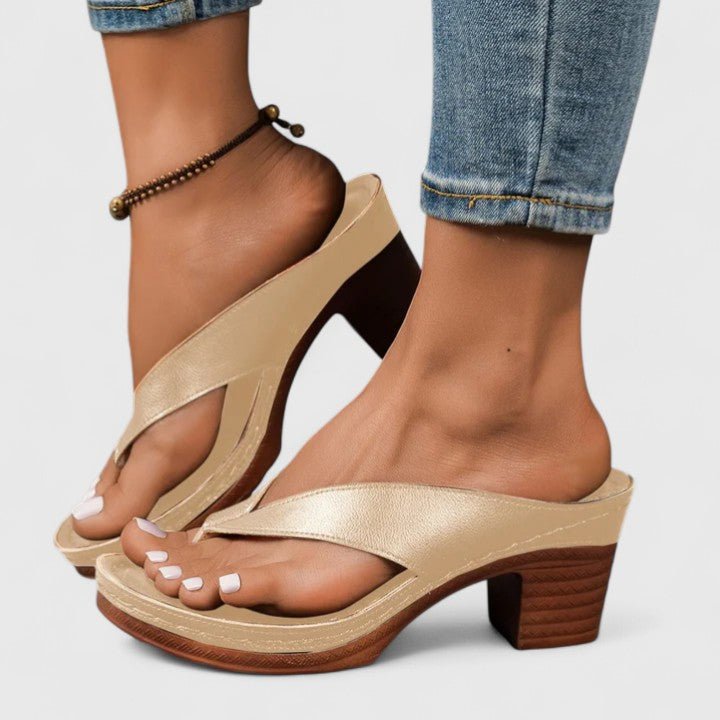Women's Vacation Platform Wedge Sandals - Gold