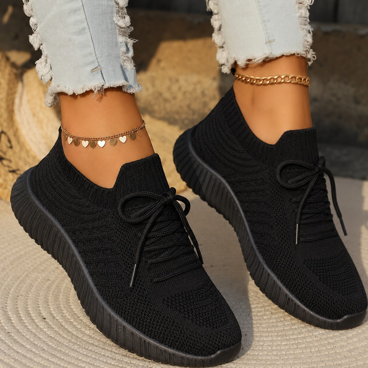 Lightweight Walking Sneakers - Black