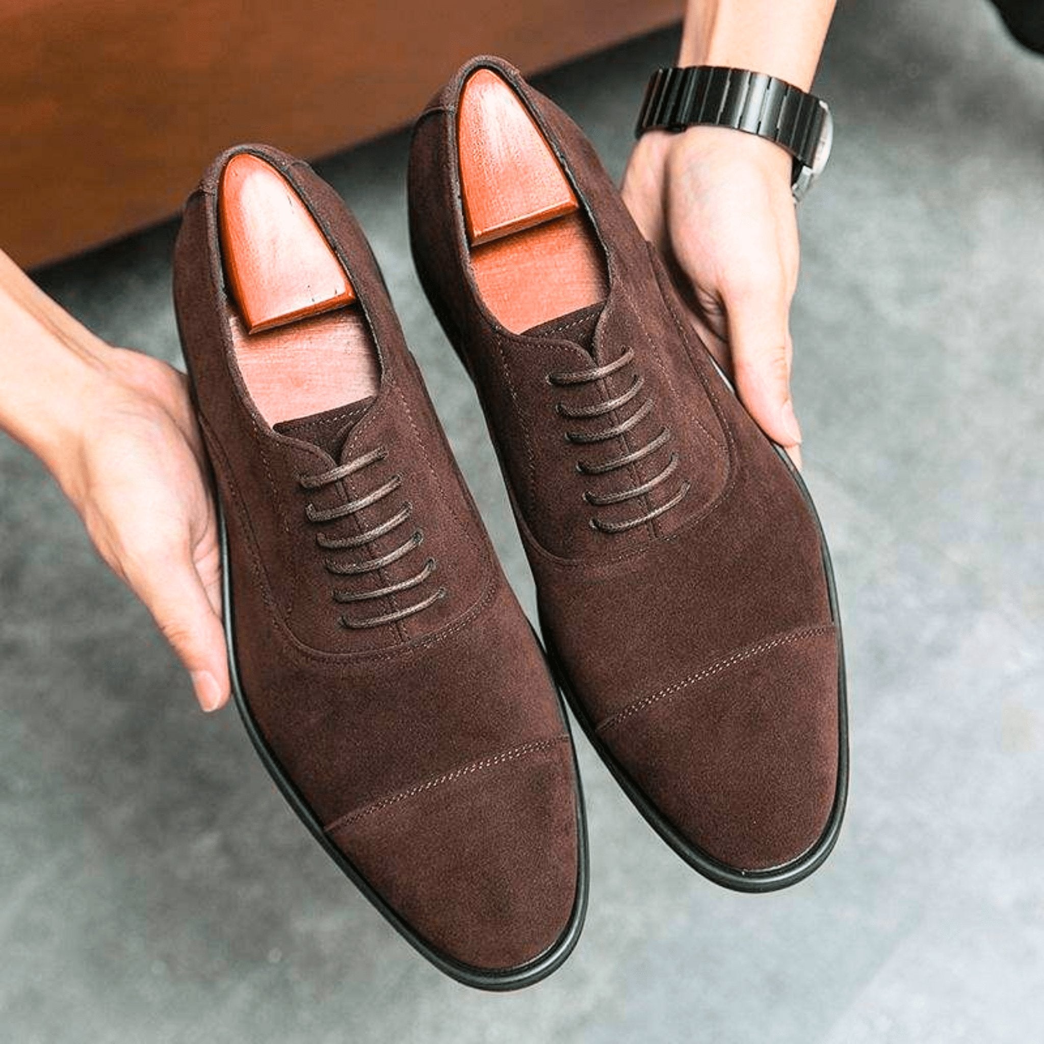 Men's Suede Cap-Toe Oxford Shoes - Dark Brown