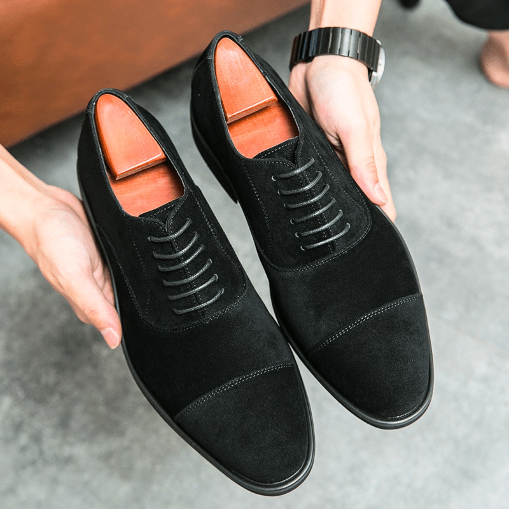 Men's Suede Cap-Toe Oxford Shoes - Black