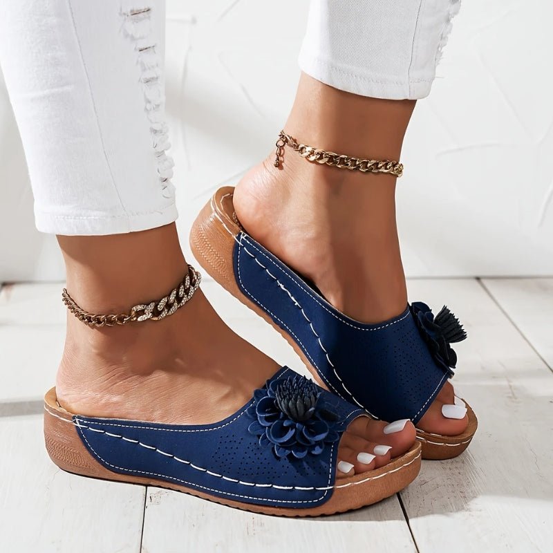 Women's Floral Wedge Sandals - Blue