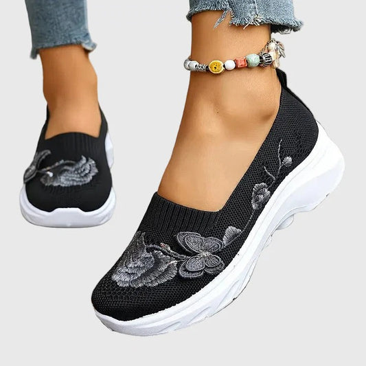 Butterfly Embroidered Sneakers - Black