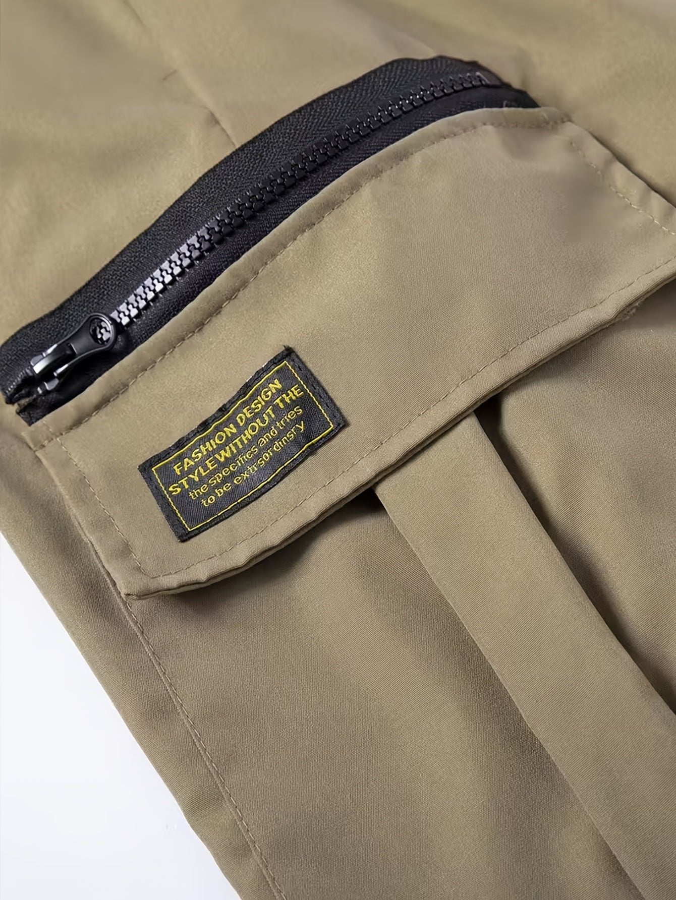 Men's Straight-Fit Cargo Pants